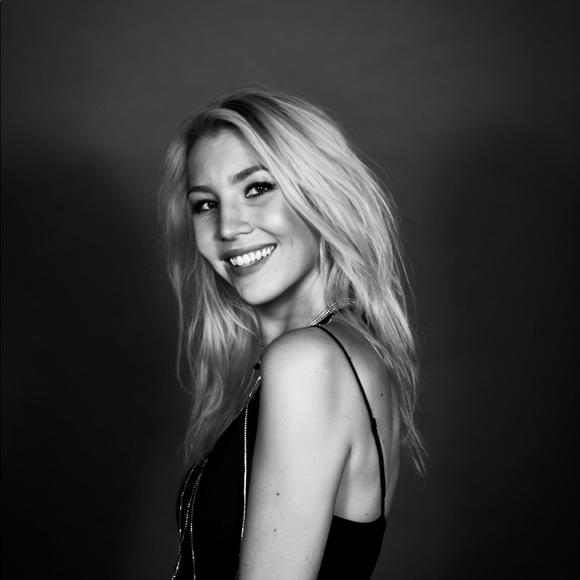 Meet your Posher, Theresa - Picture 1 of 1